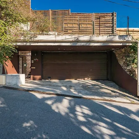 Four Bedroom House In Golfe Juan Дом отдыха