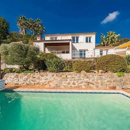 Four Bedroom House In Golfe Juan
