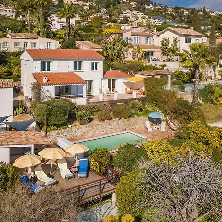 Four Bedroom House In Golfe Juan *