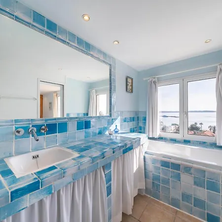 Four Bedroom House In Golfe Juan * Валлорис