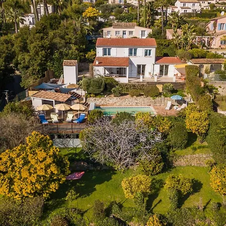 Four Bedroom House In Golfe Juan *